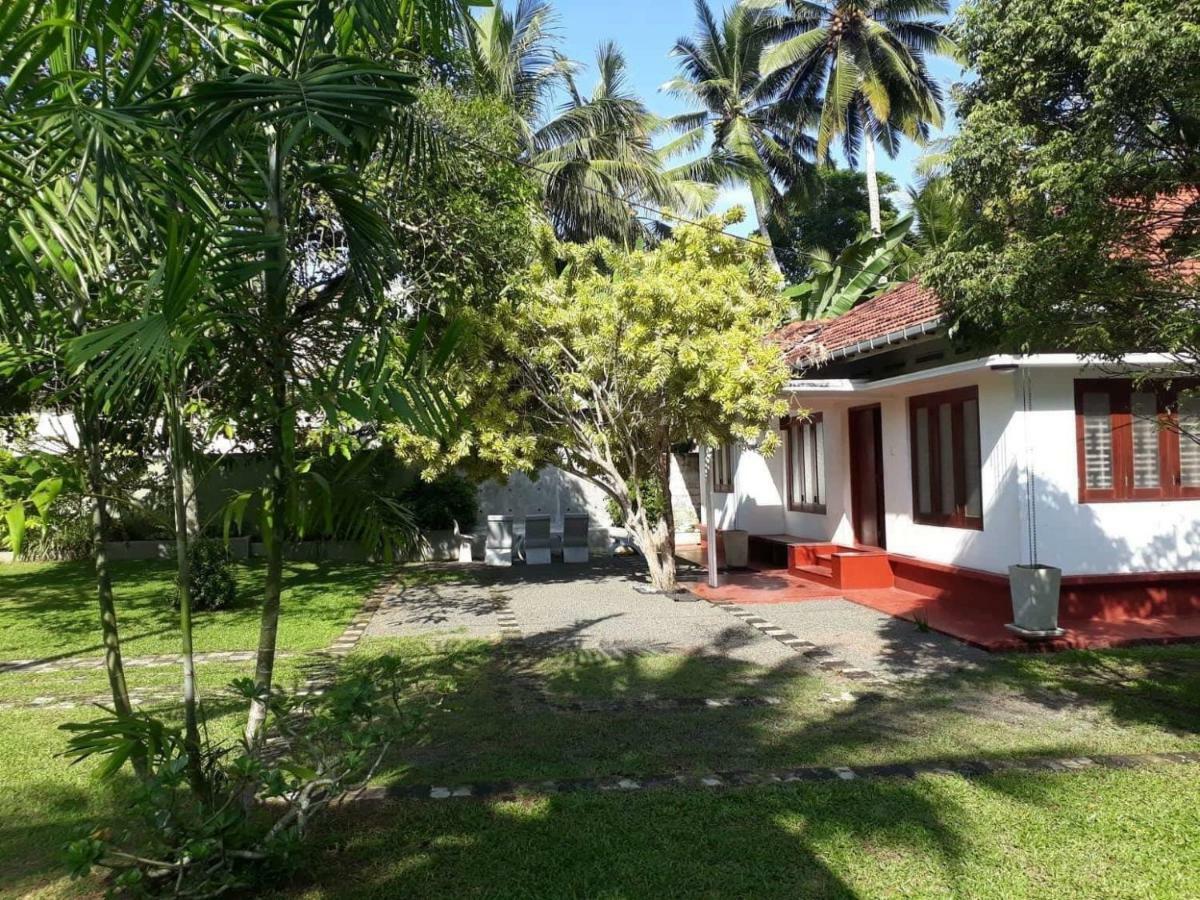 Circus Lagoon Hideaway Dodanduwa Exterior photo